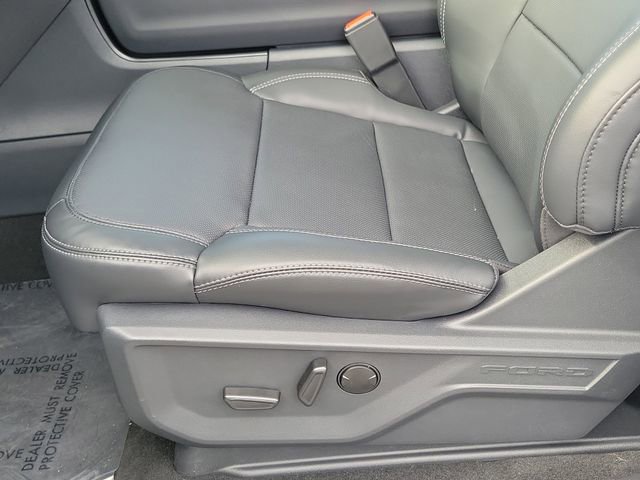 New 2026 Ford Expedition Platinum w/ Stealth Appearance Package AWD/4WD image 16