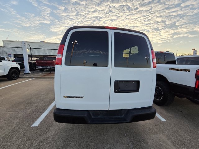 Used 2025 Chevrolet Express 3500 LS RWD image 5