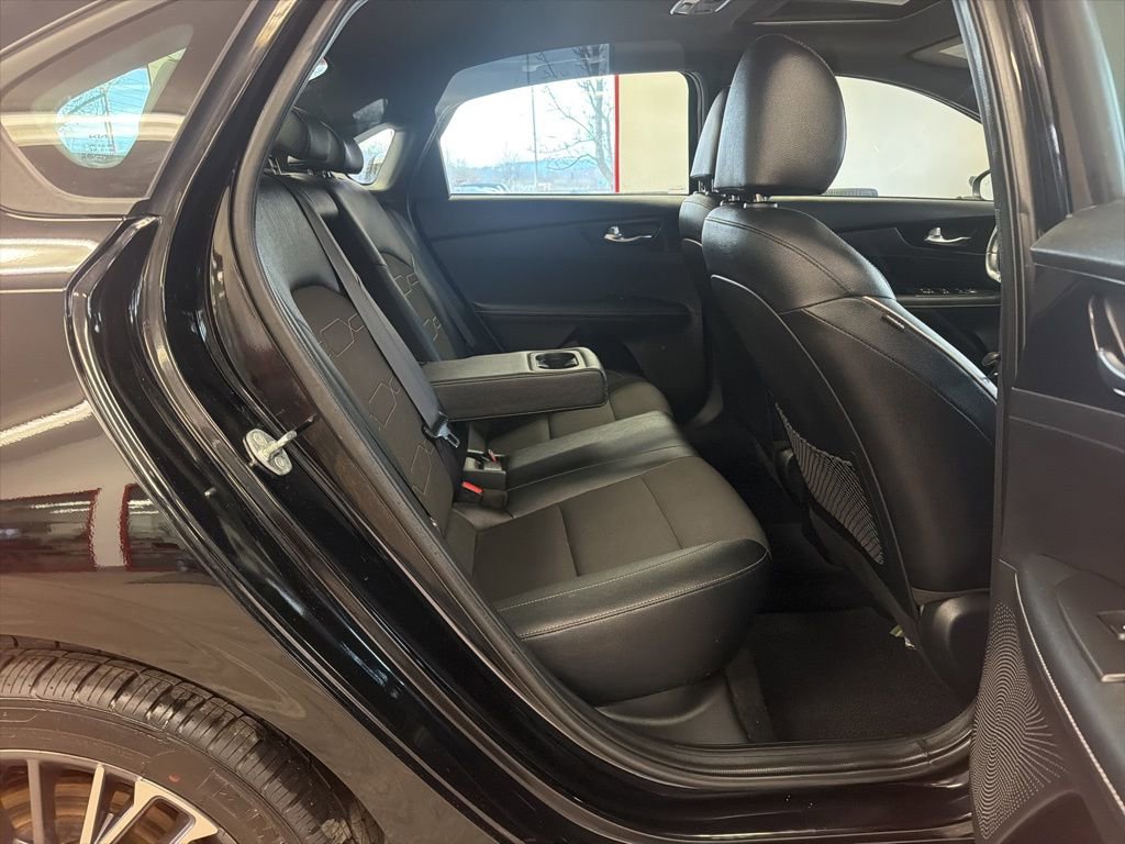 Used 2024 Kia Forte GT-Line w/ GT-Line Premium Package image 28