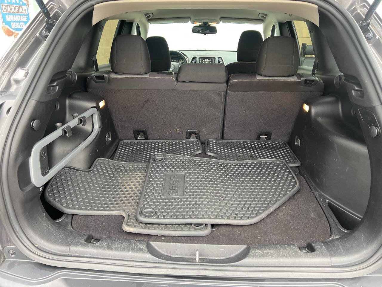 Used 2014 Jeep Cherokee Latitude w/ Cold Weather Group image 13