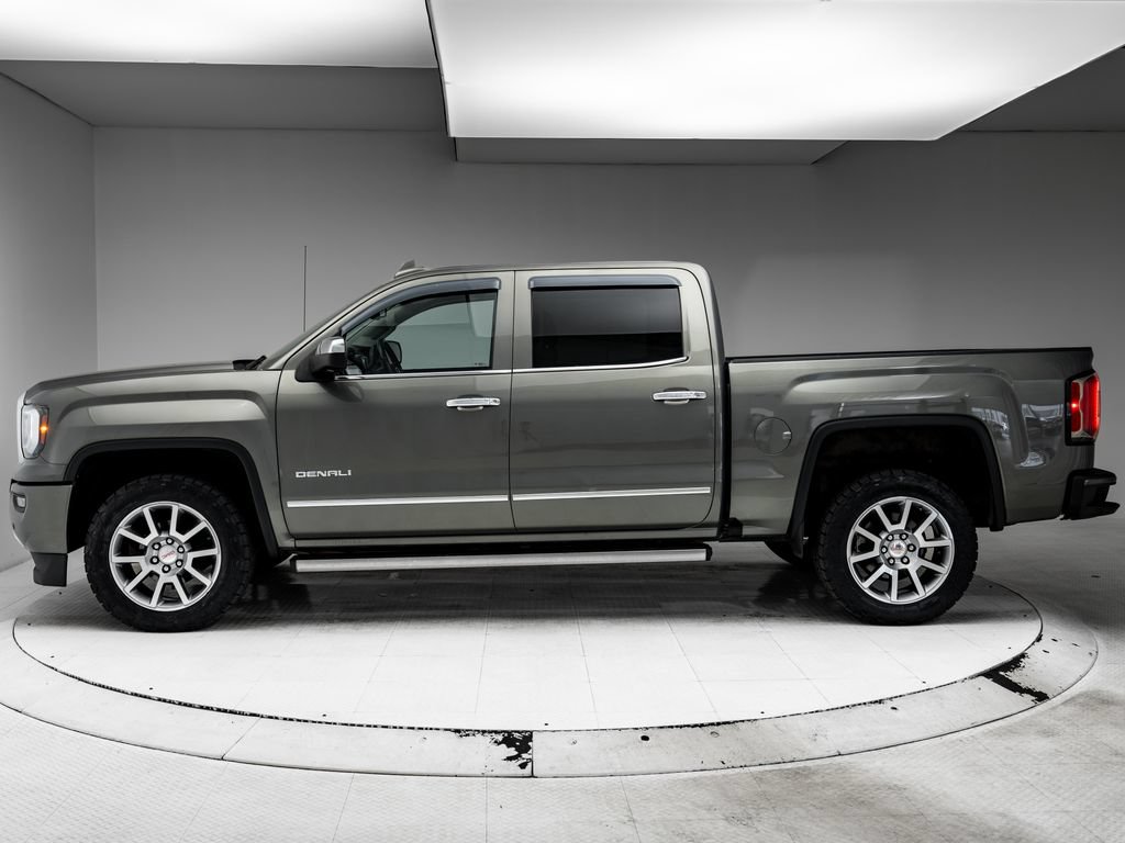 Used 2018 GMC Sierra 1500 Denali AWD/4WD image 2