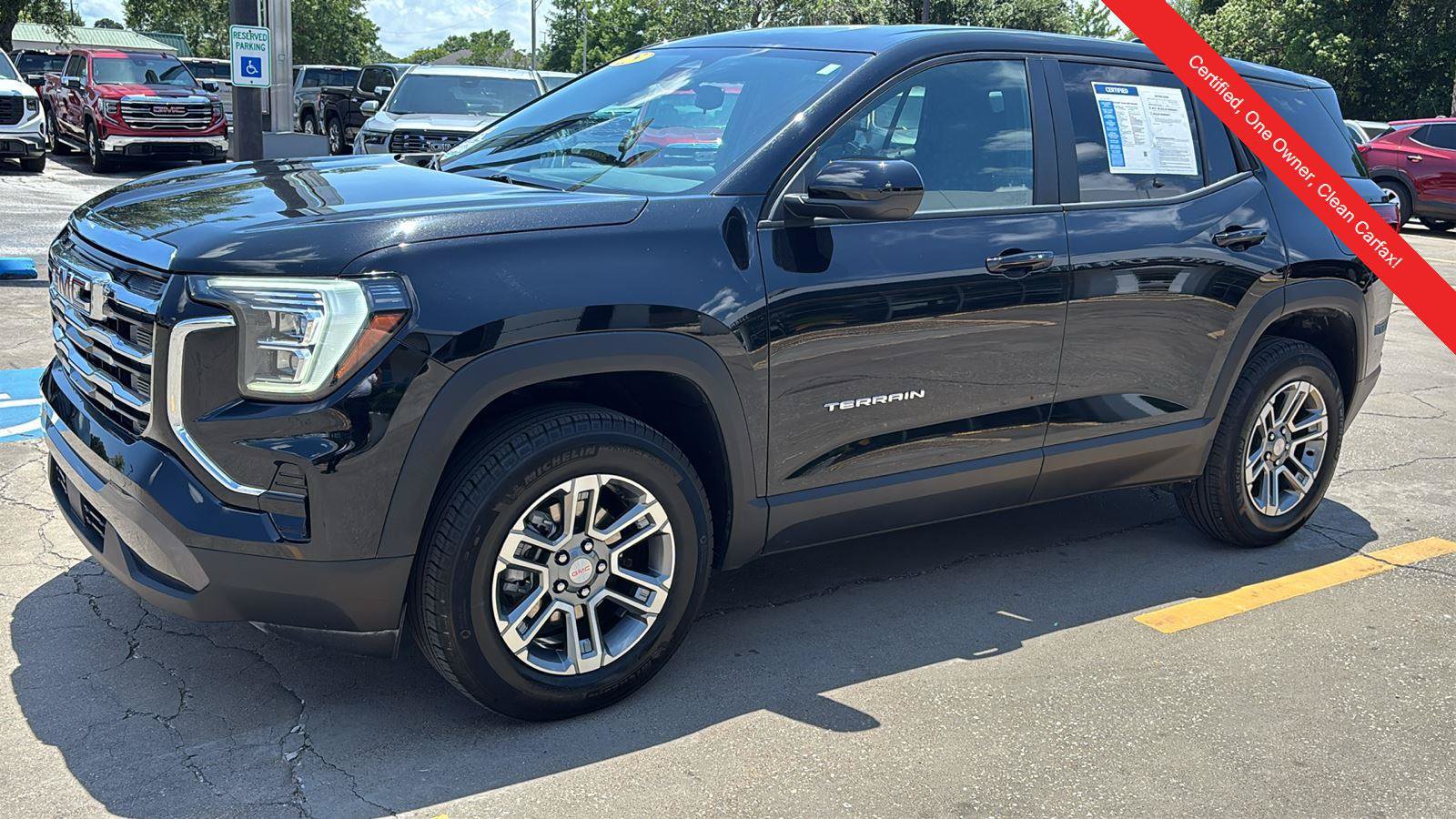Certified 2025 GMC Terrain Elevation AWD/4WD image 3