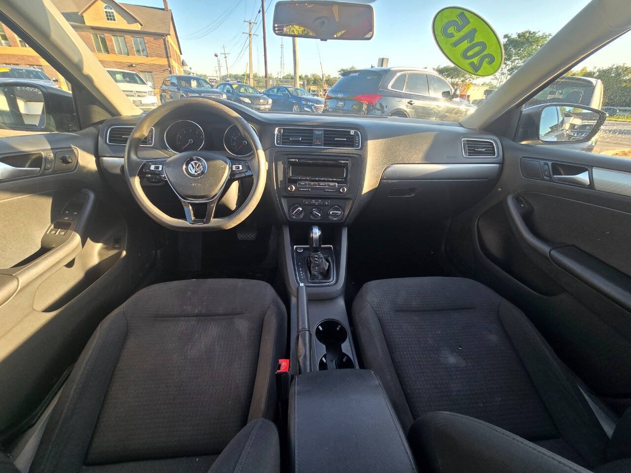 Used 2015 Volkswagen Jetta SE FWD image 24