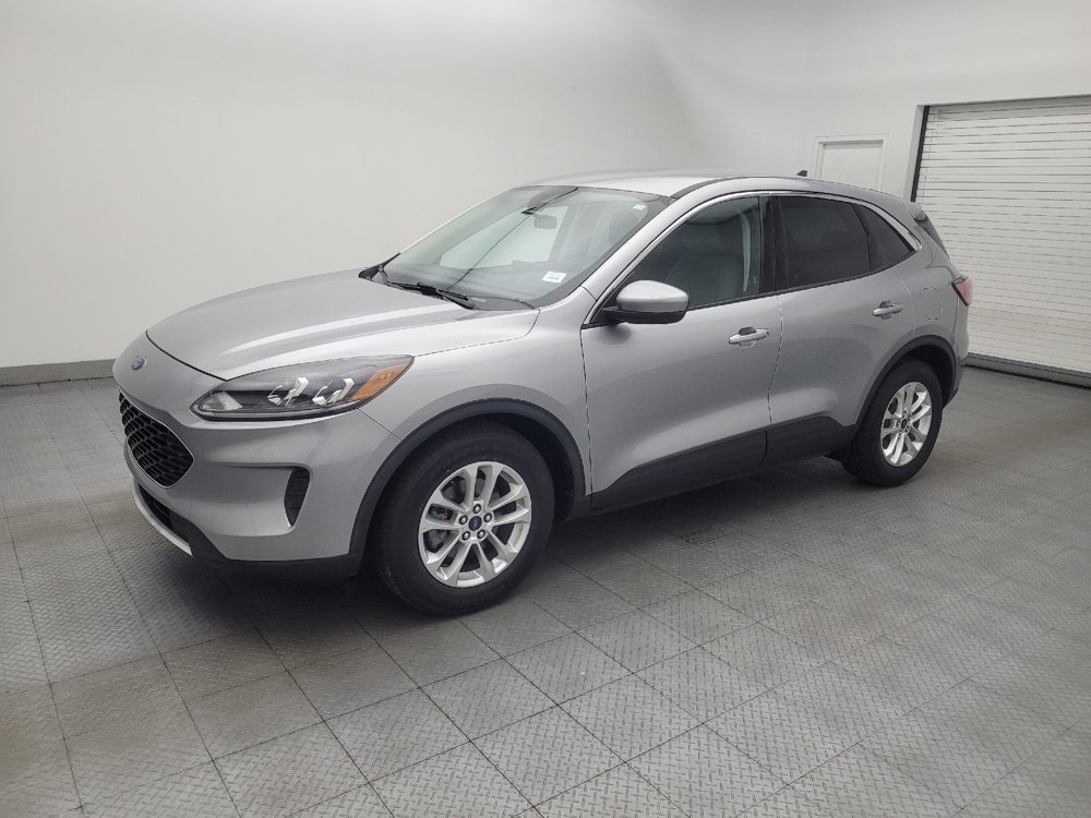 Used 2021 Ford Escape SE FWD image 2