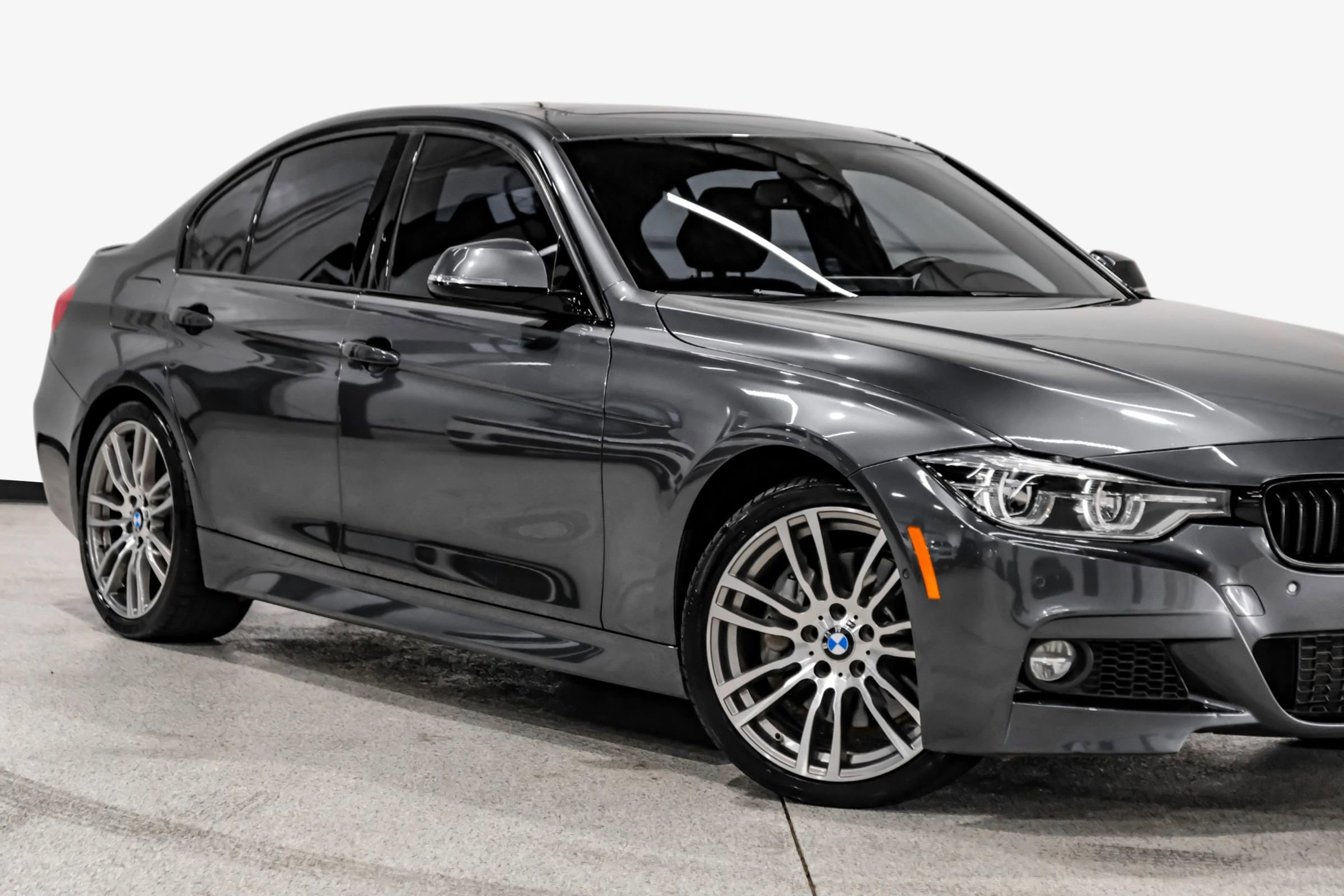 Used 2017 BMW 340i Sedan image 14