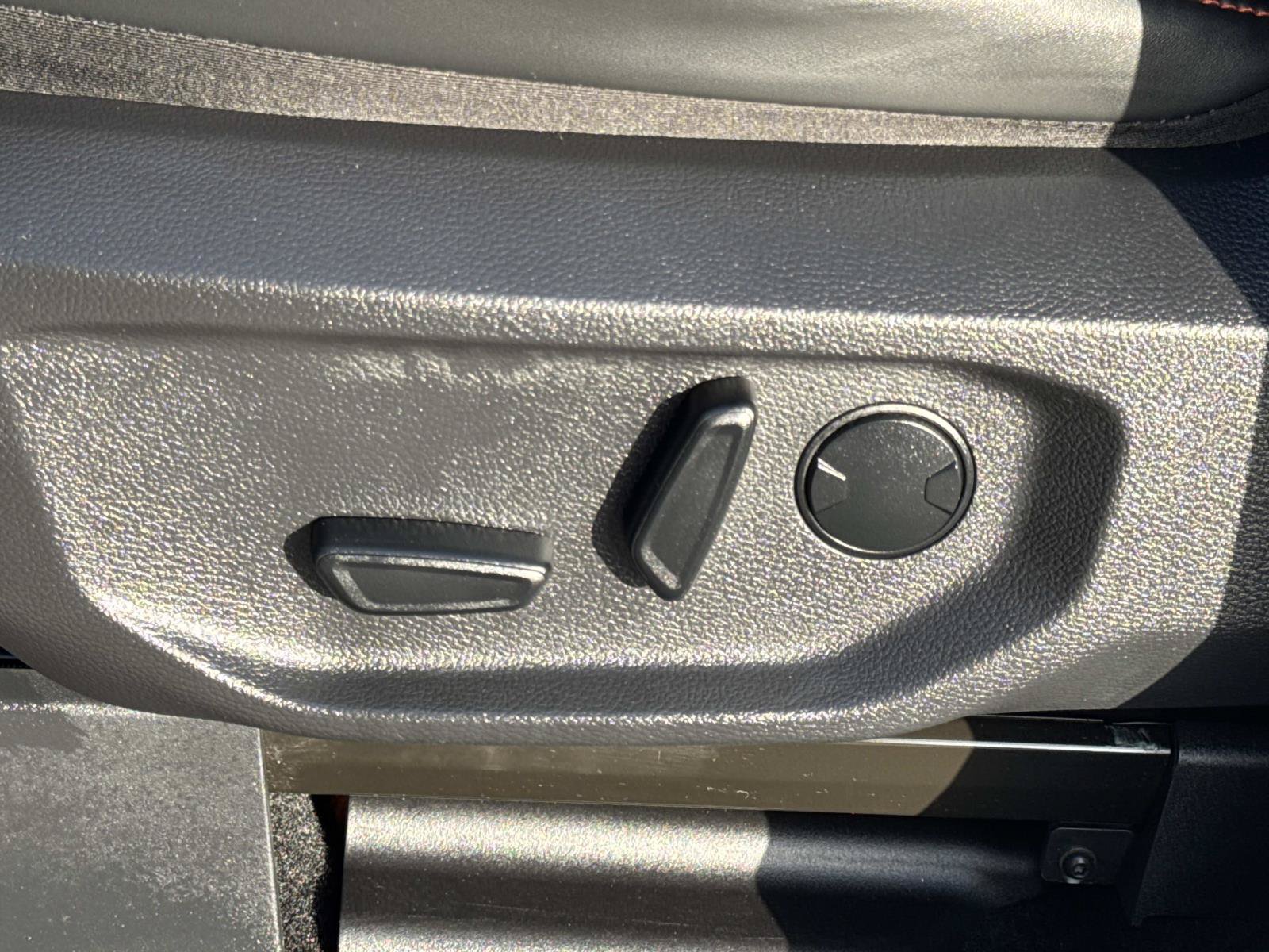 Used 2025 Ford Ranger Raptor AWD/4WD image 19