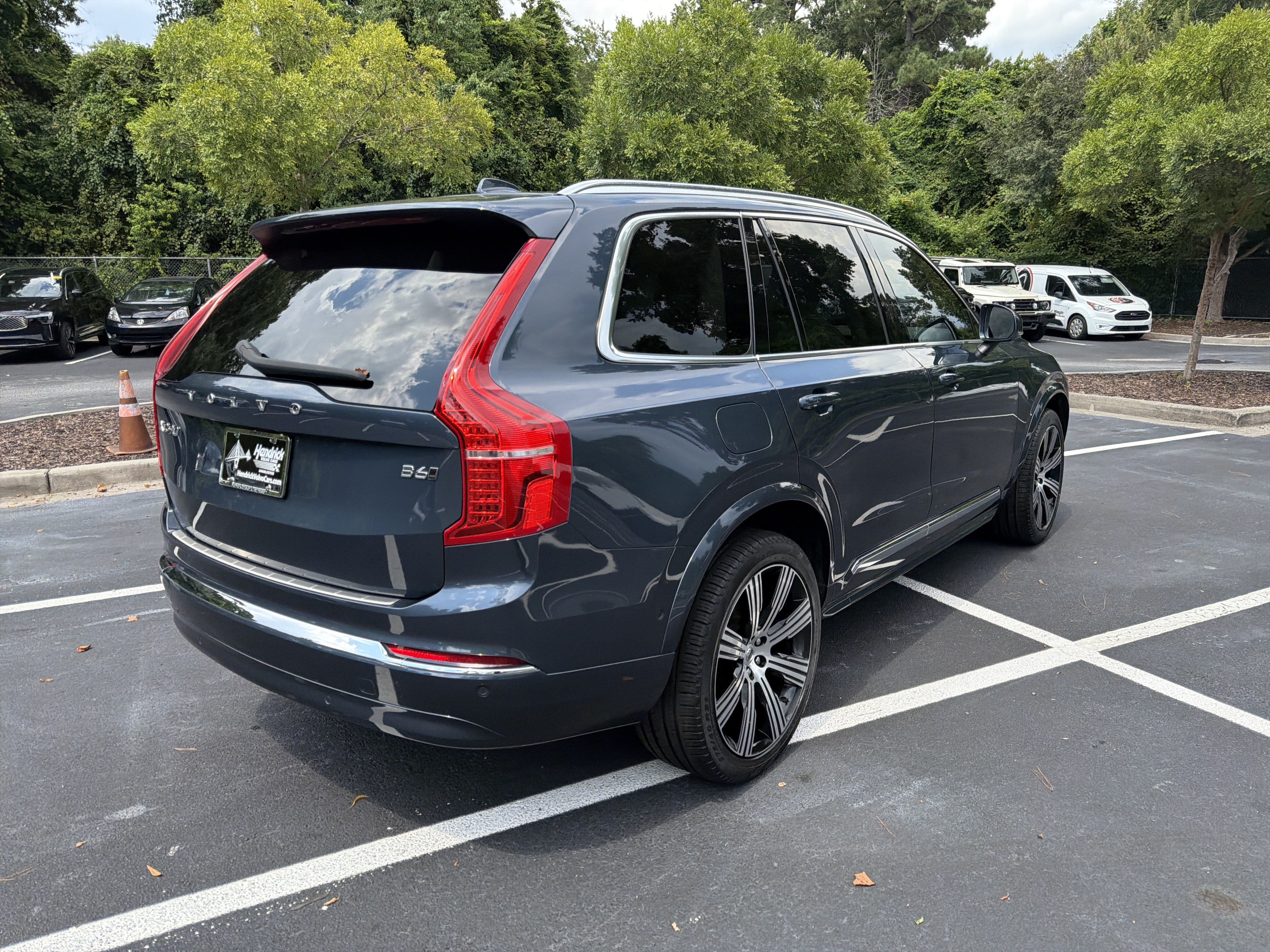 Certified 2023 Volvo XC90 B6 Ultimate w/ Protection Package Premier AWD/4WD image 46