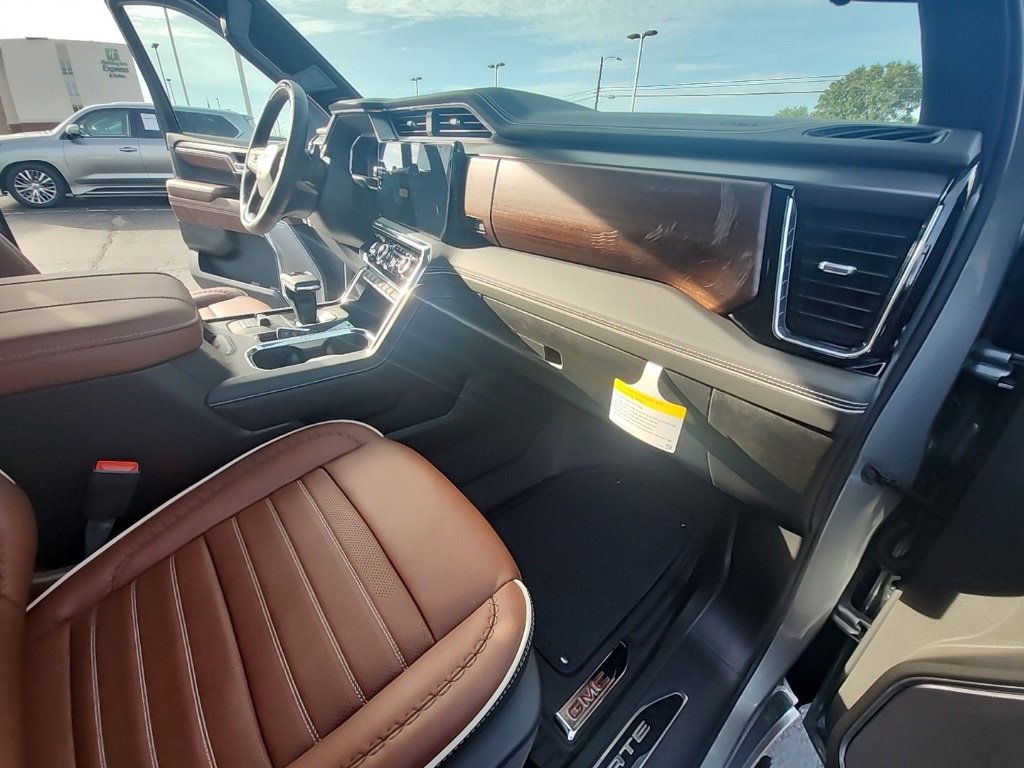 New 2026 GMC Sierra 1500 Denali Ultimate image 18