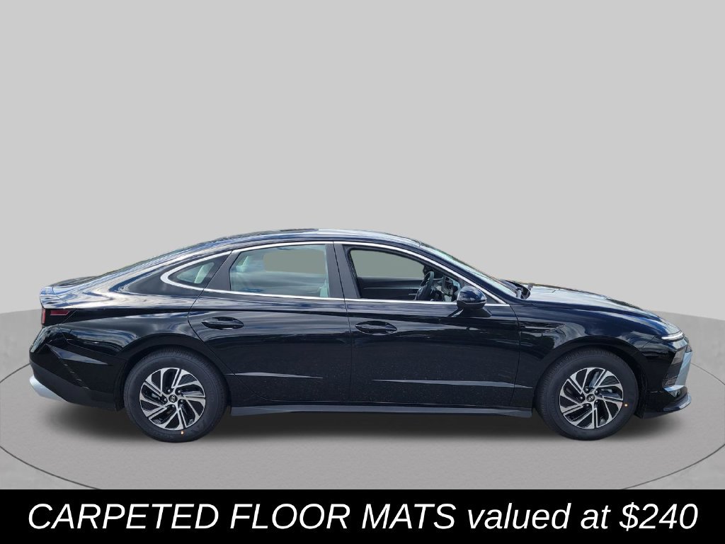 New 2026 Hyundai Sonata Blue FWD image 3