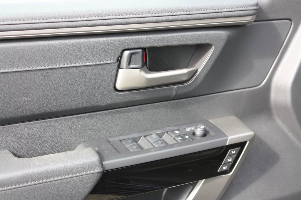 New 2025 Toyota Tundra Limited image 9