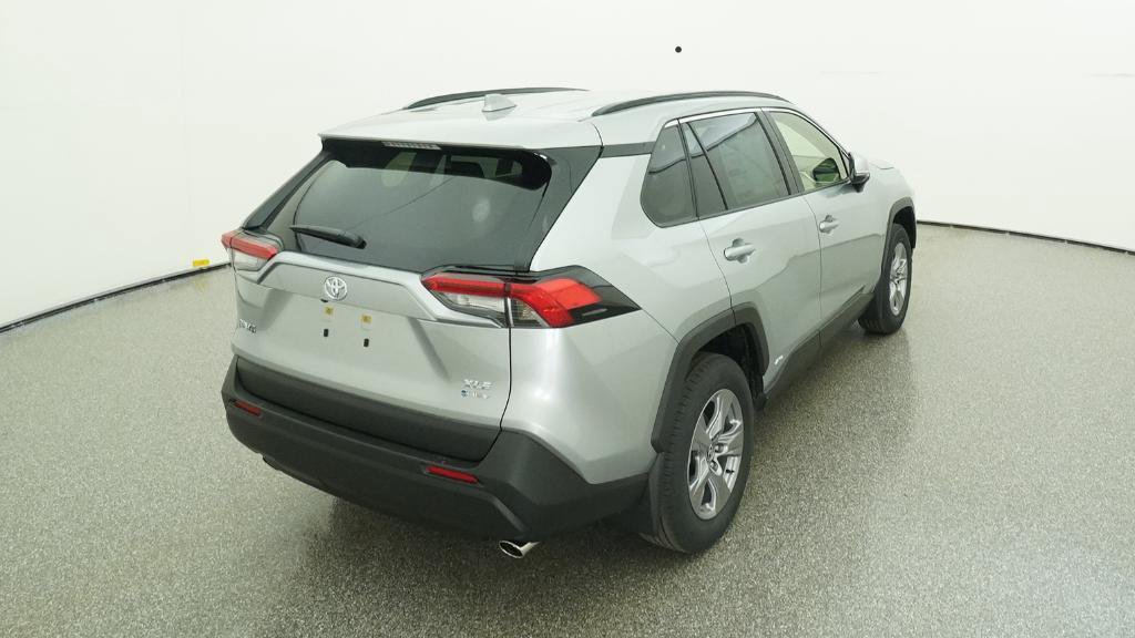 New 2025 Toyota RAV4 XLE AWD/4WD image 11