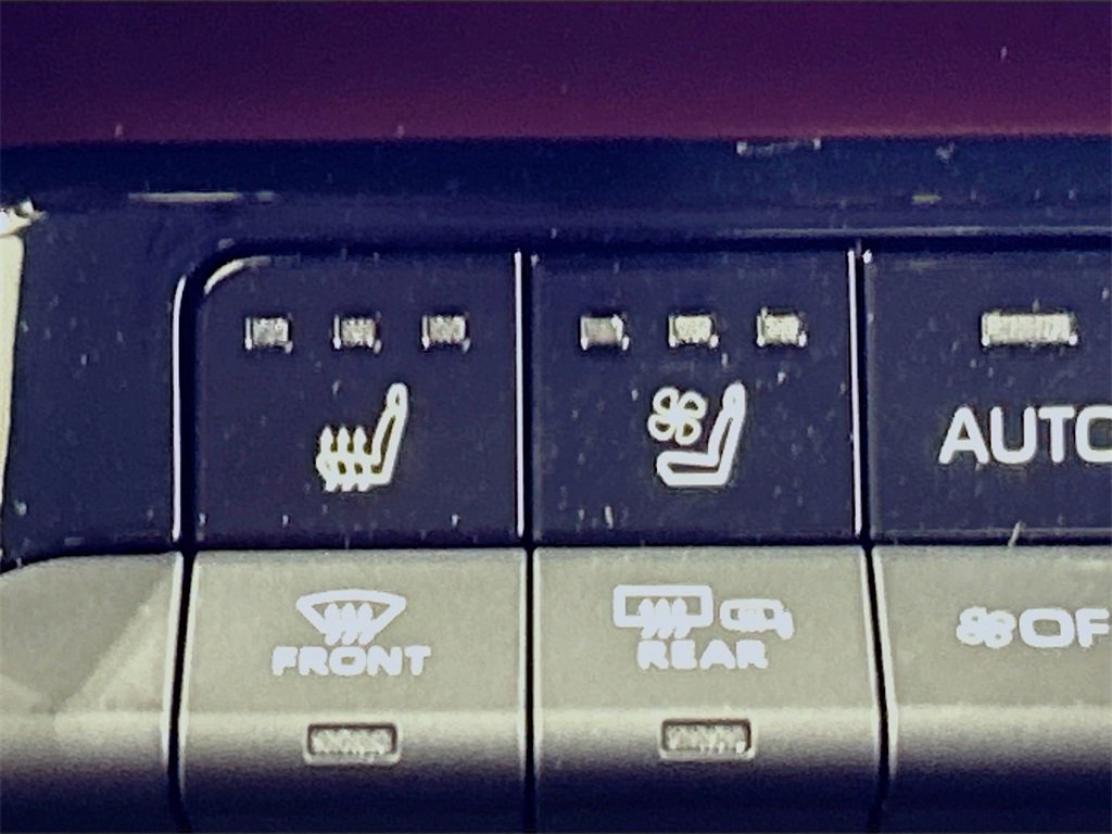 New 2026 Toyota Prius Plug-In Hybrid image 17