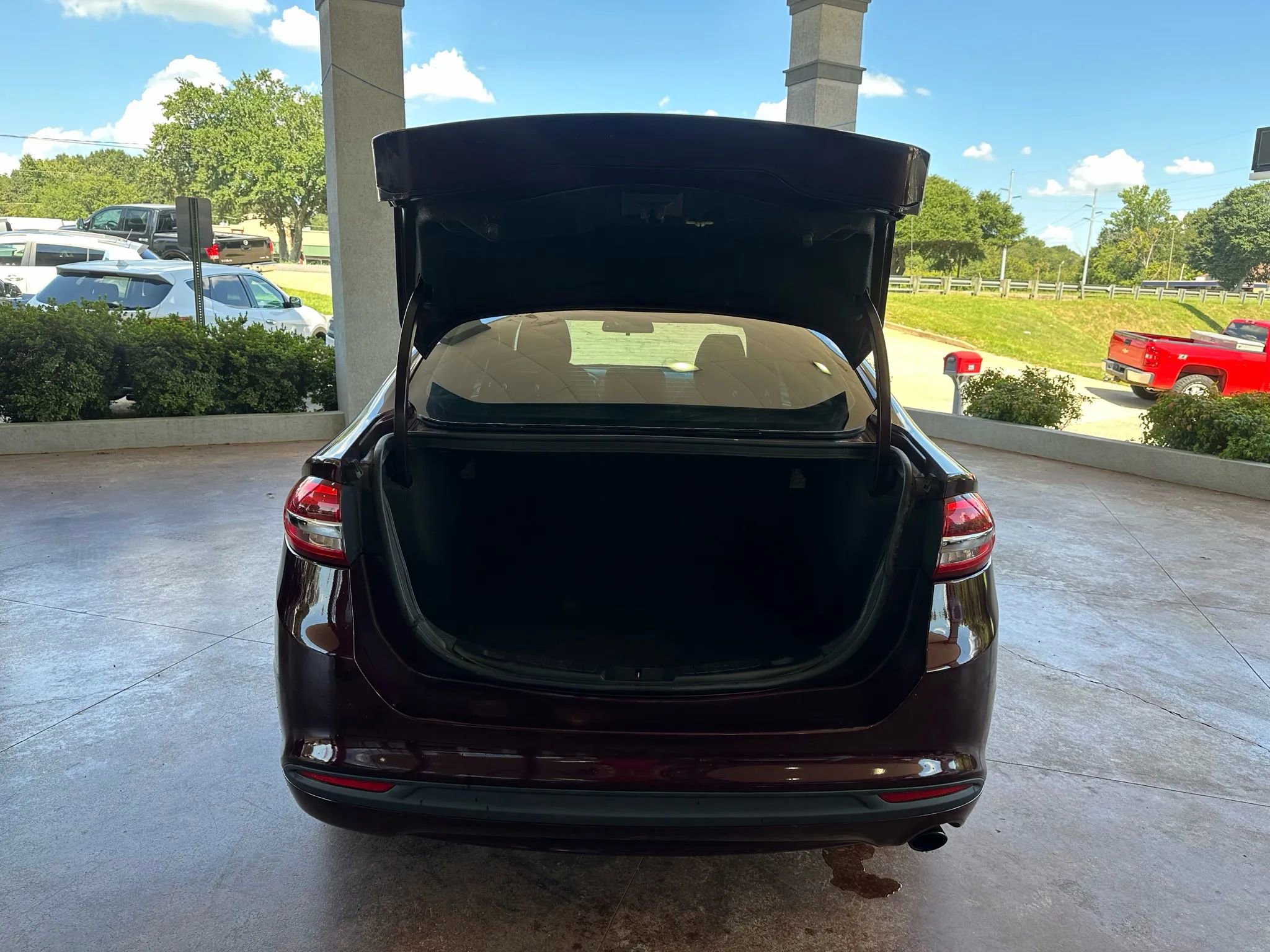 Used 2018 Ford Fusion SE image 24