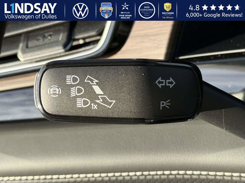 New 2026 Volkswagen Atlas SEL Premium R-Line image 18