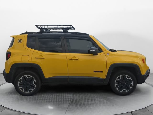 Used 2016 Jeep Renegade Trailhawk AWD/4WD image 6