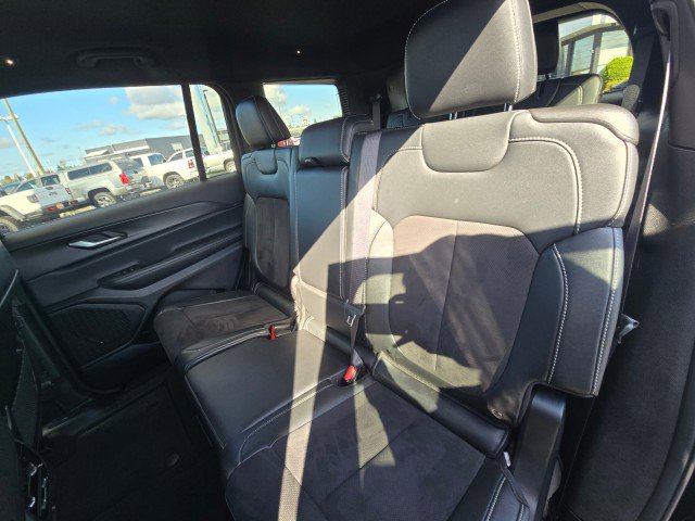 Certified 2024 Jeep Grand Cherokee L Altitude AWD/4WD image 22