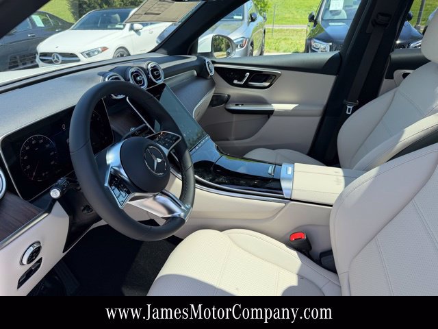 Used 2026 Mercedes-Benz GLC 300 4MATIC image 19