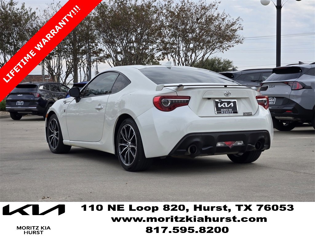 Used 2020 Toyota 86 image 3