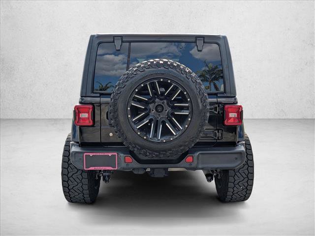 Used 2018 Jeep Wrangler Unlimited Sahara image 6