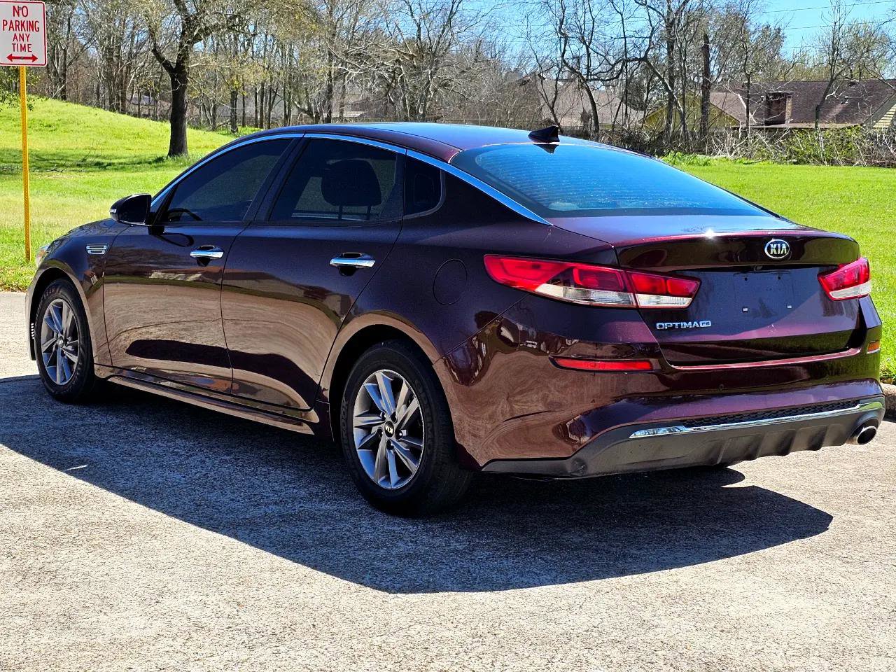 Used 2020 Kia Optima LX FWD image 8