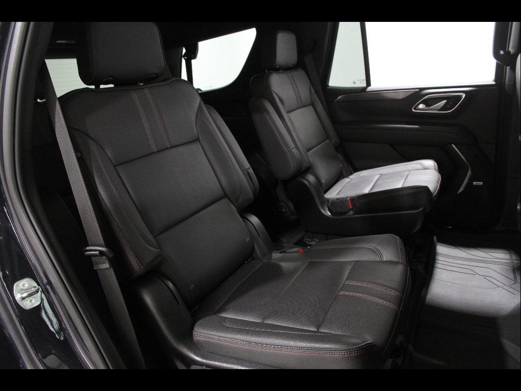 Used 2022 Chevrolet Tahoe RST w/ Luxury Package AWD/4WD image 21