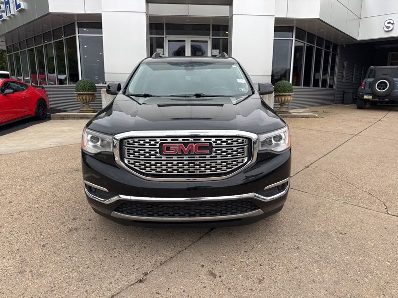 Used 2019 GMC Acadia Denali AWD/4WD image 2