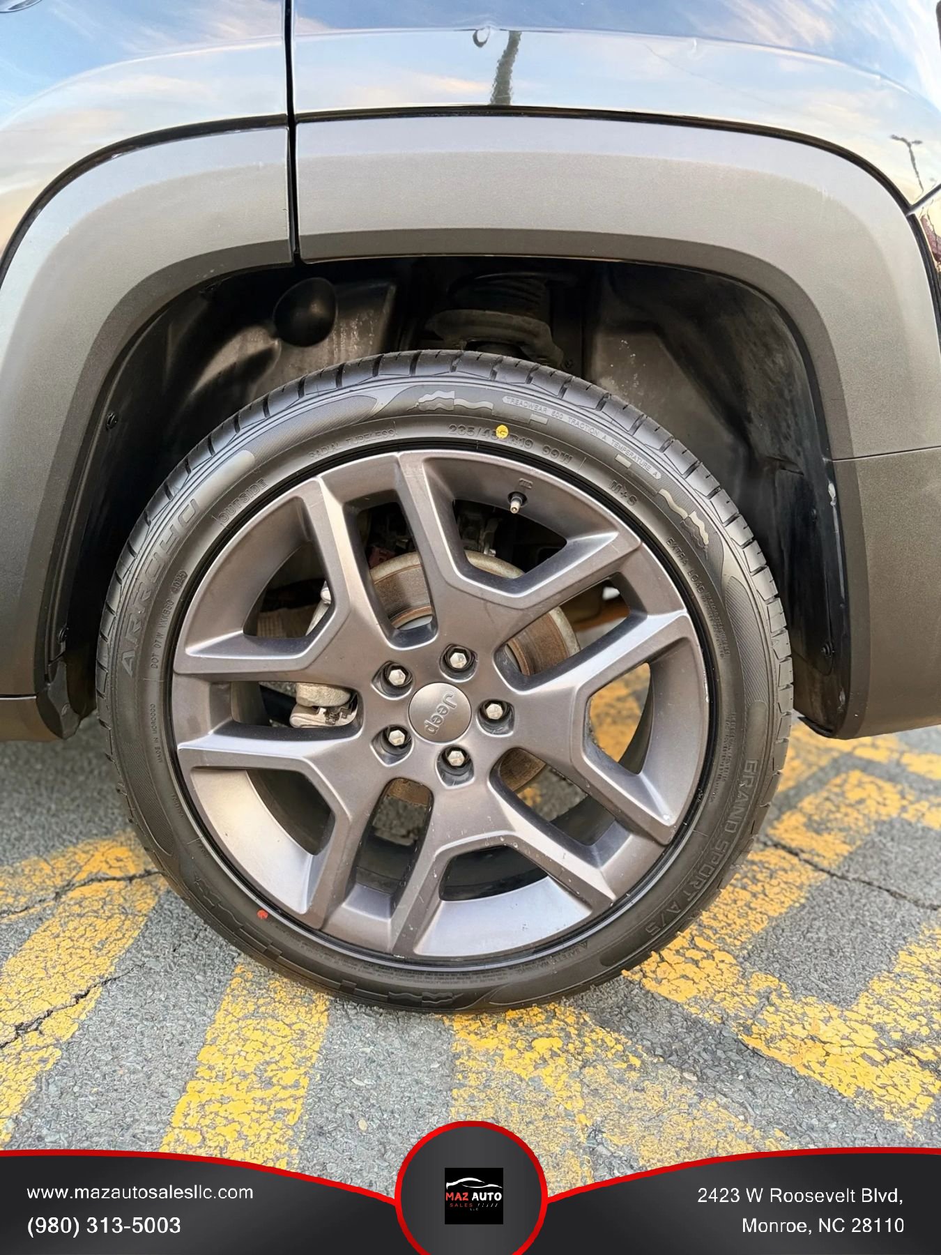 Used 2021 Jeep Renegade Latitude image 7