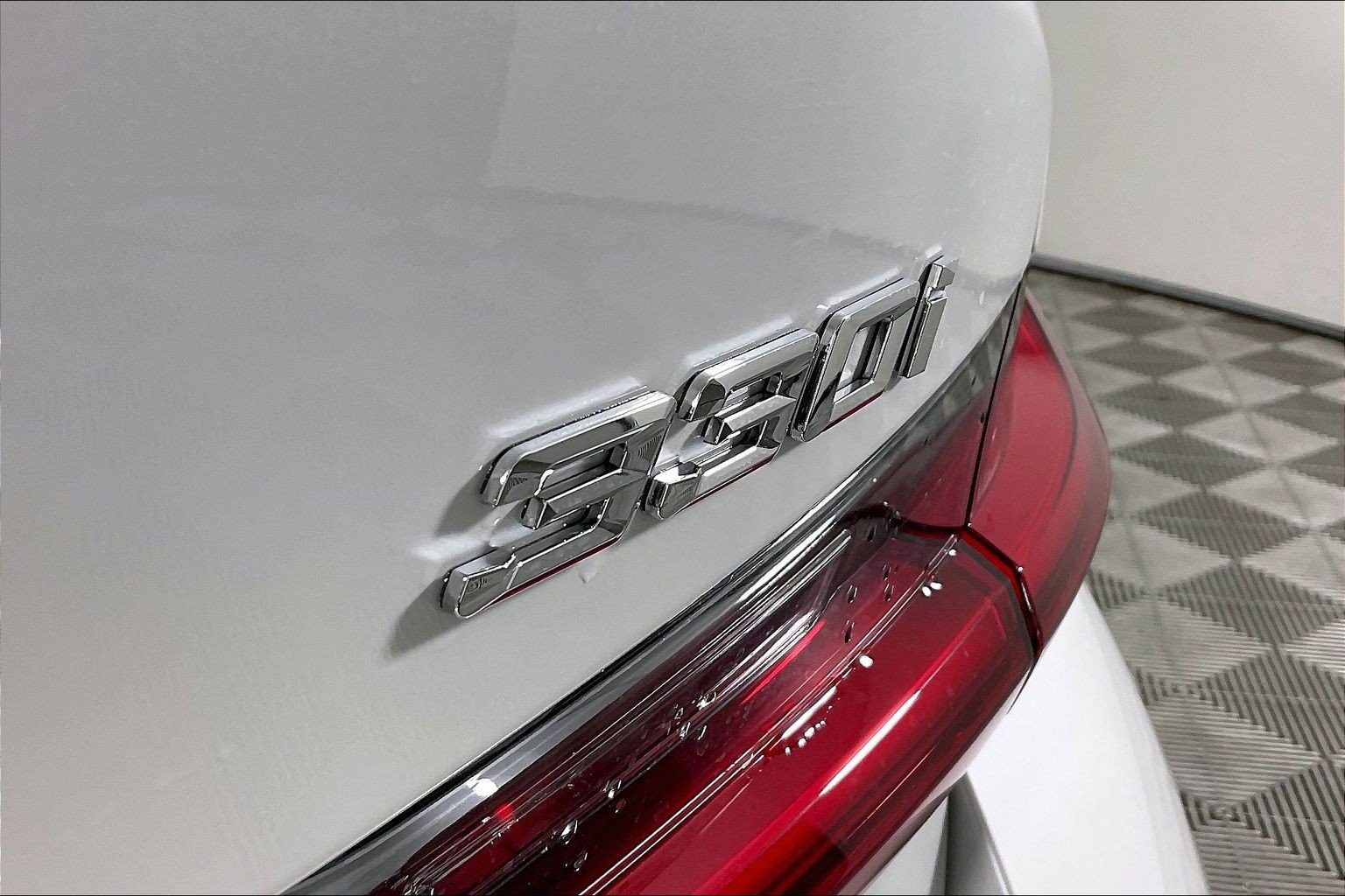 New 2026 BMW 330i xDrive Sedan w/ Premium Package AWD/4WD image 11
