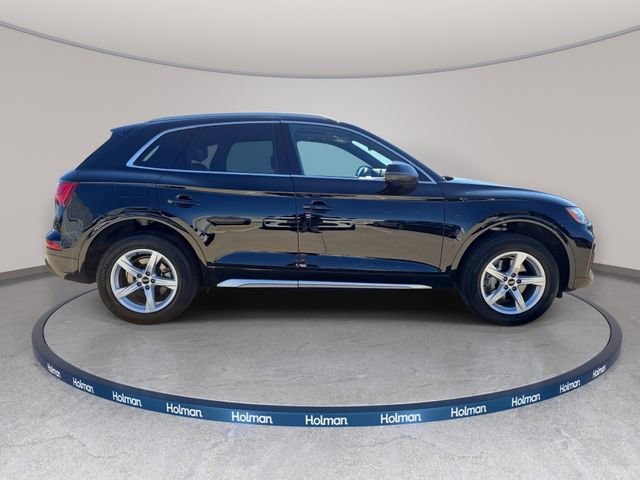 Used 2023 Audi Q5 2.0T Premium w/ Convenience Package image 5
