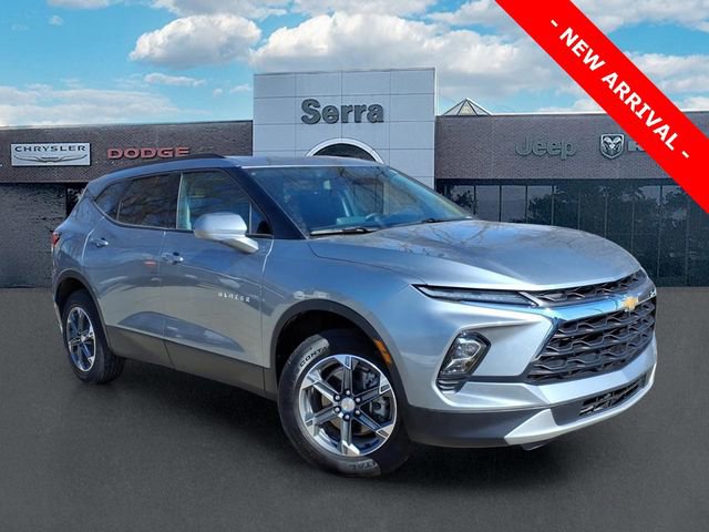 Used 2025 Chevrolet Blazer LT w/ Convenience Package image 1