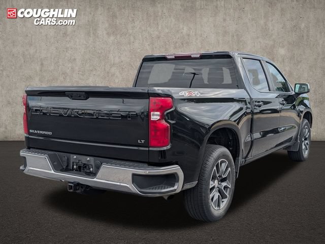 Used 2024 Chevrolet Silverado 1500 LT AWD/4WD image 7