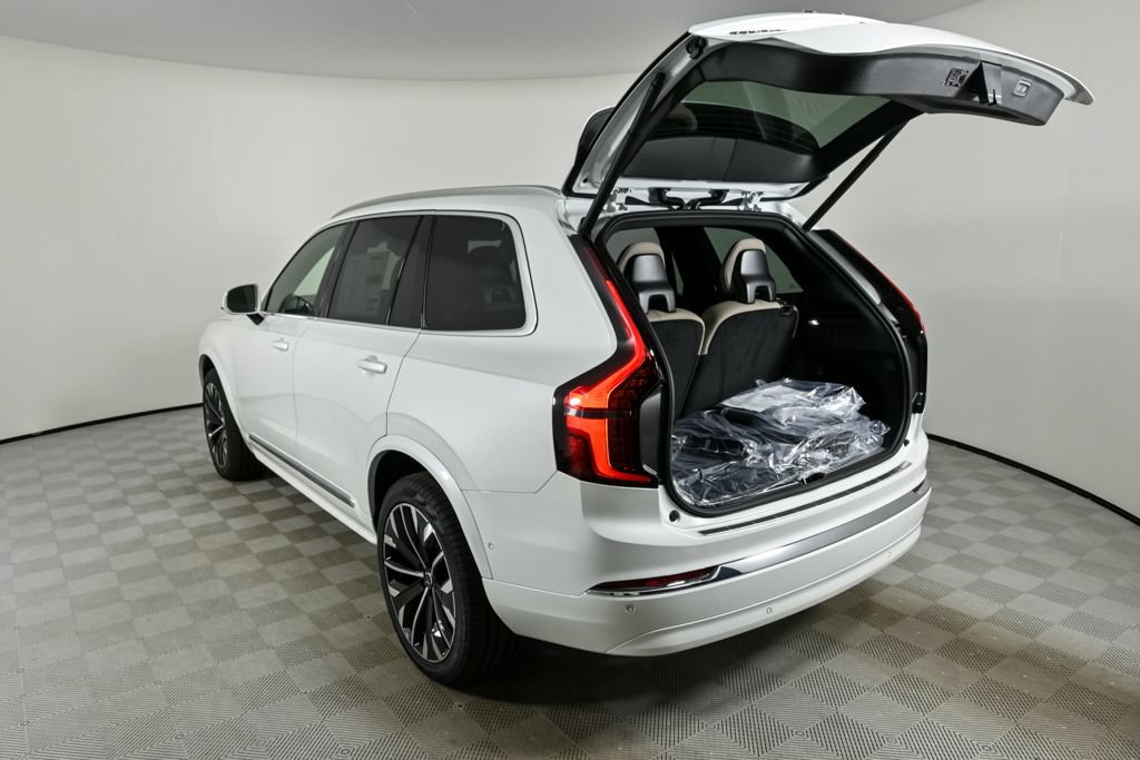 New 2026 Volvo XC90 B6 Plus w/ Protection Package Premier AWD/4WD image 34