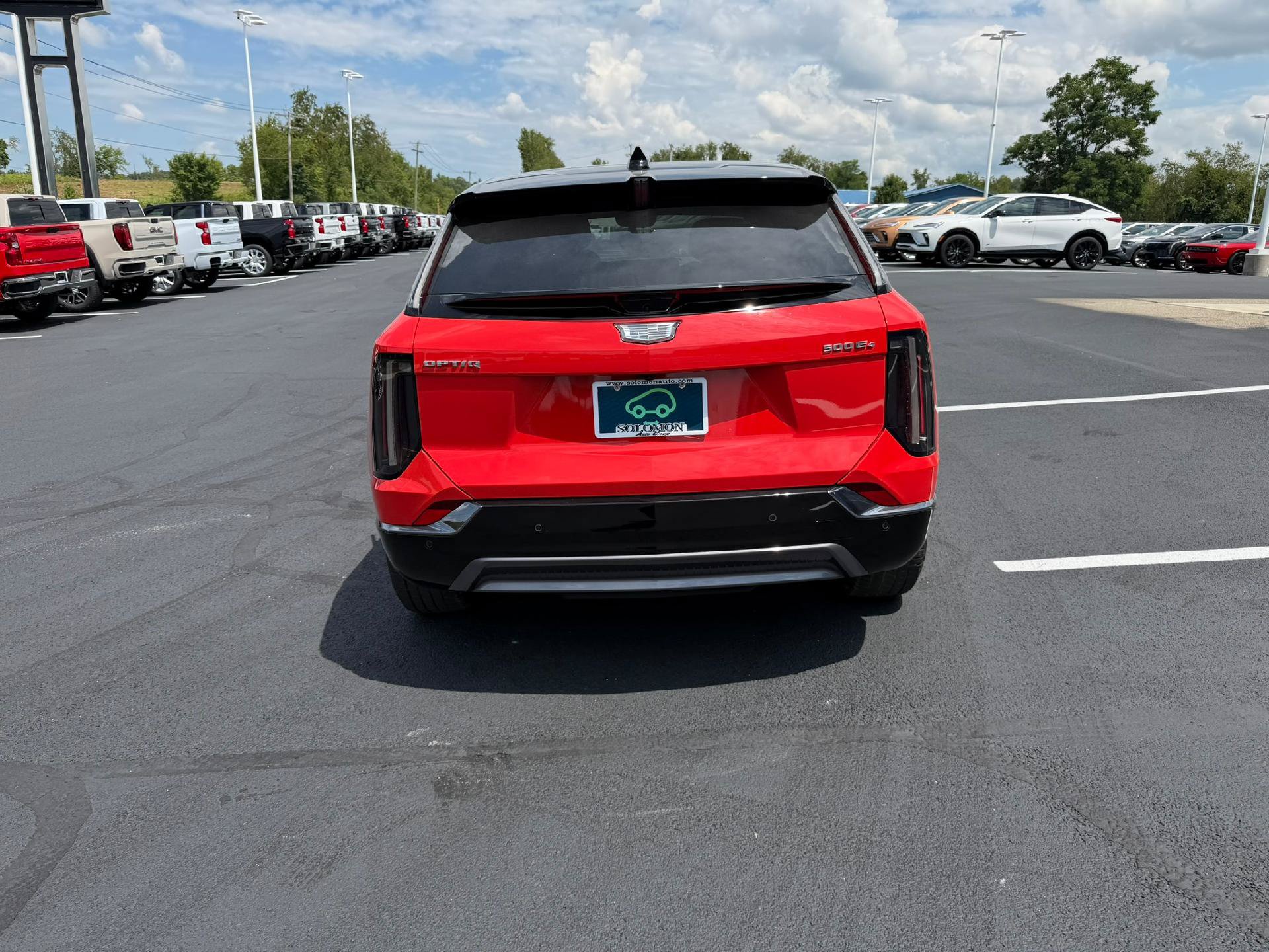 Certified 2025 Cadillac Optiq Sport 1 AWD/4WD image 5
