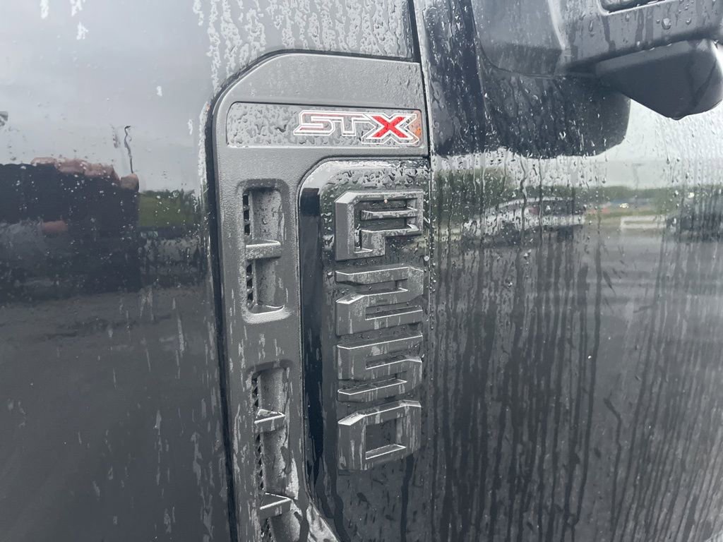 Used 2025 Ford F250 XL w/ STX Appearance Package image 12