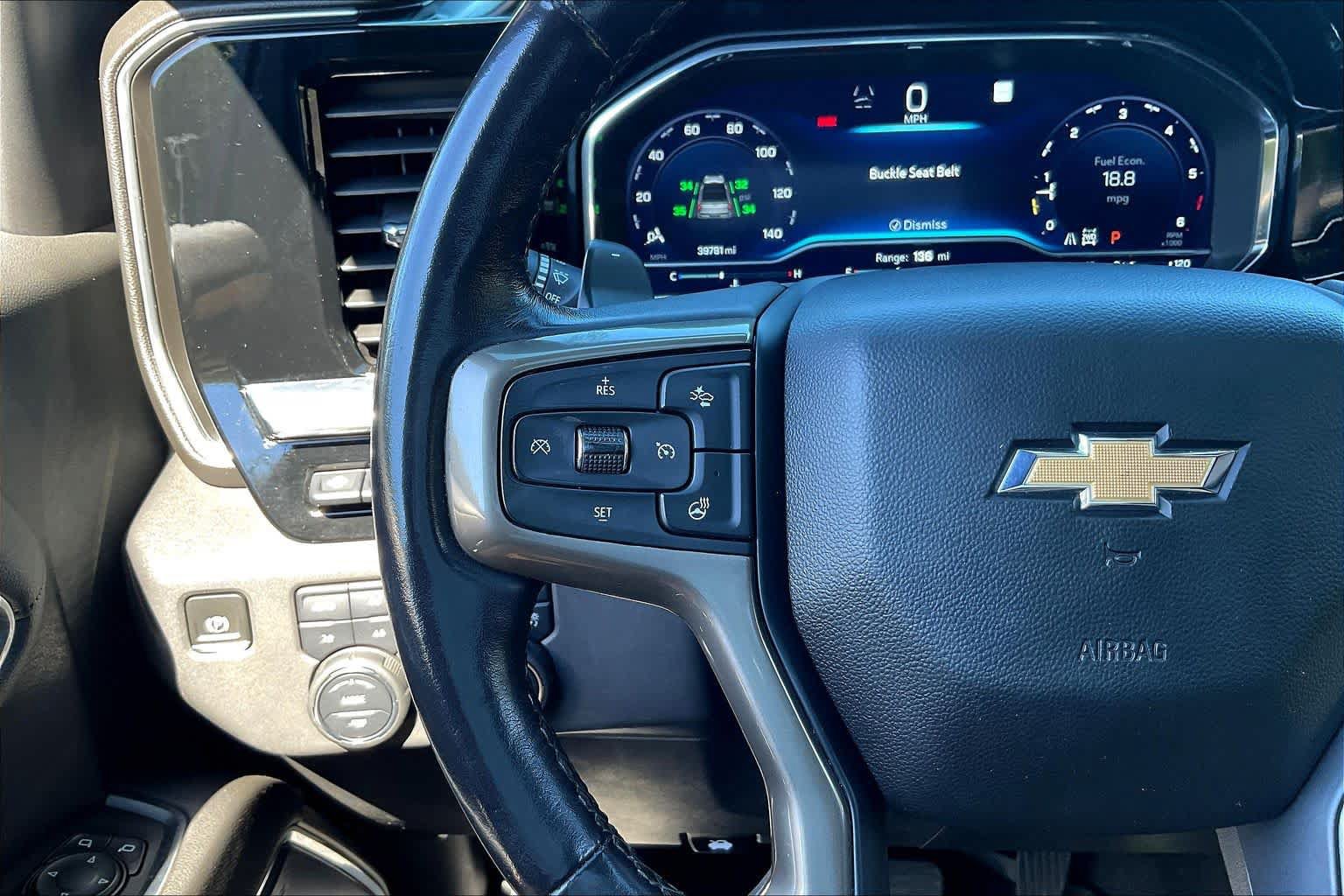 Used 2023 Chevrolet Silverado 1500 High Country w/ High Country Premium Package AWD/4WD image 47