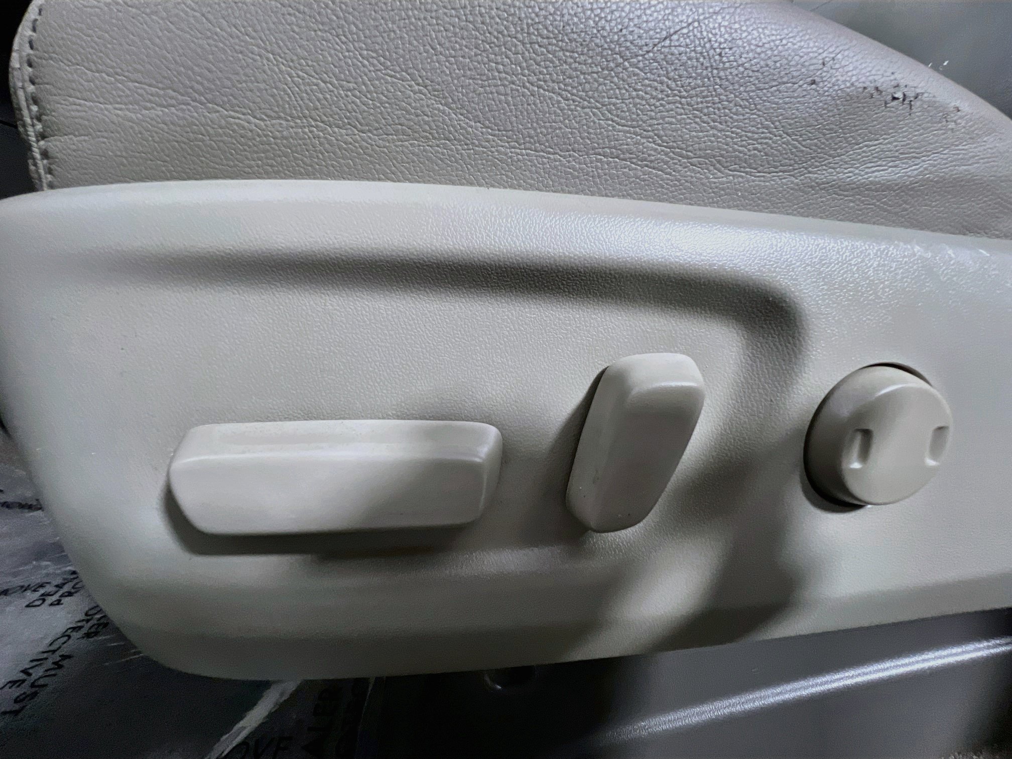 Used 2017 Toyota Sienna Limited FWD image 16