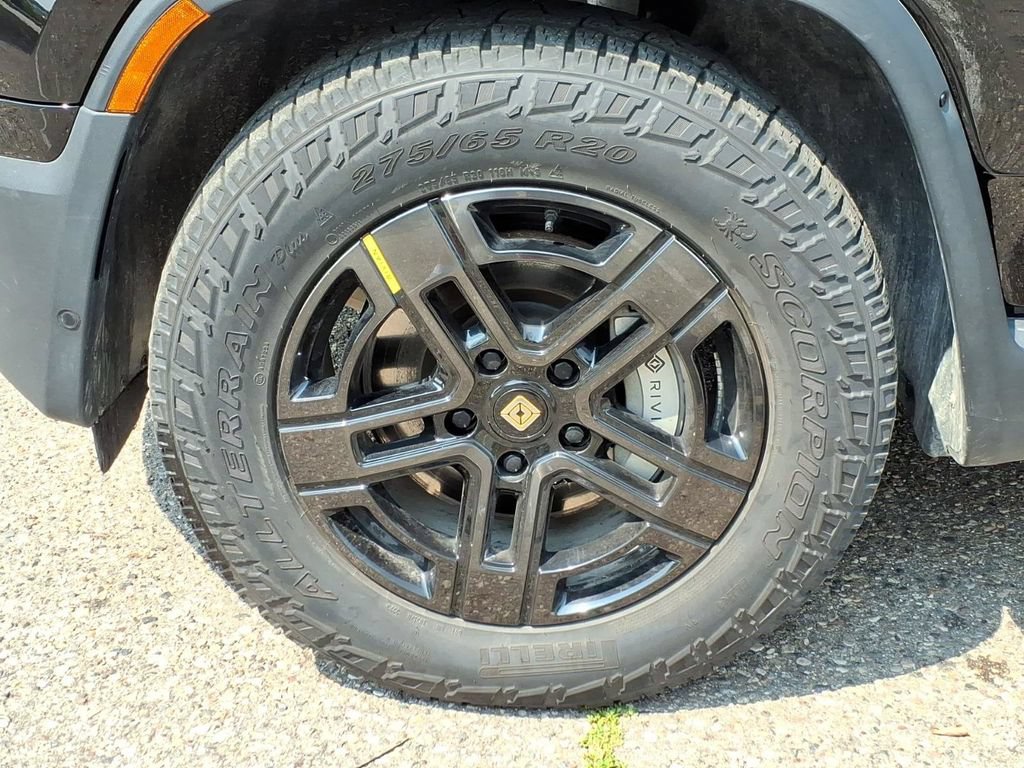 Used 2023 Rivian R1T Adventure AWD/4WD image 9