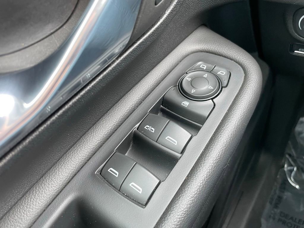 Used 2023 GMC Terrain SLT image 23