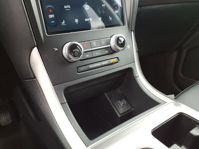 Certified 2024 Ford Edge SEL image 25