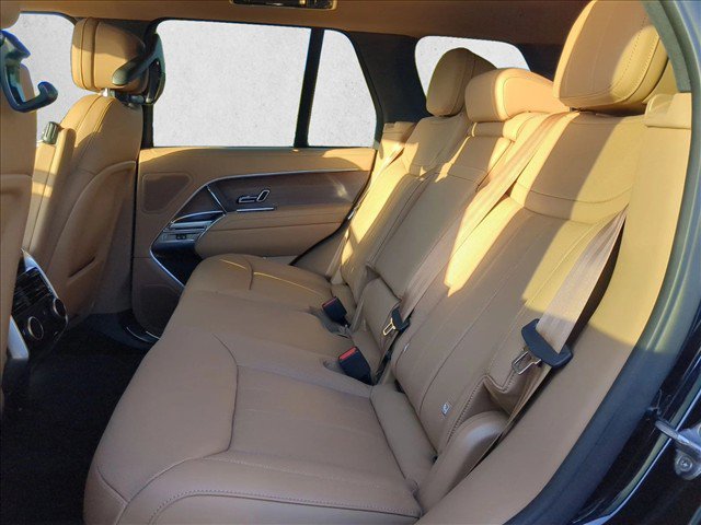 New 2027 Land Rover Range Rover SE AWD/4WD image 16