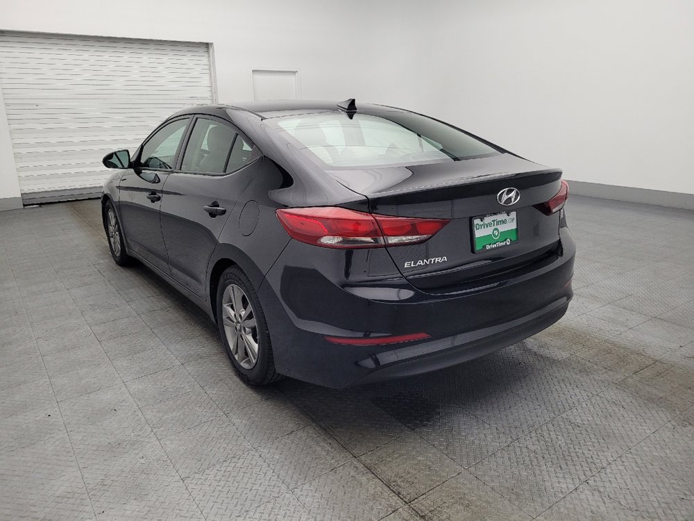 Used 2017 Hyundai Elantra SE image 5