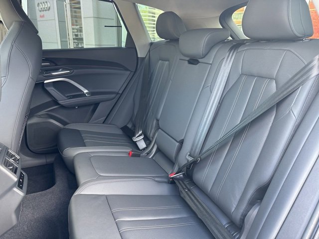 New 2025 Audi Q5 Prestige image 10