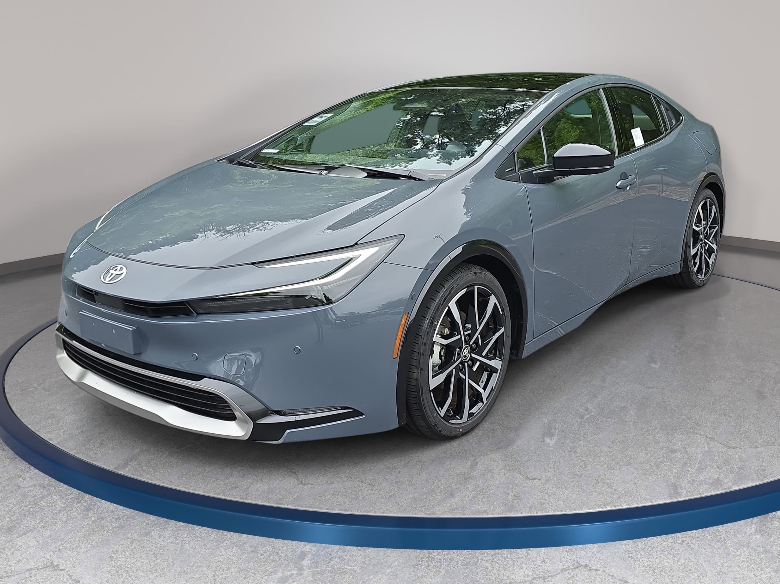 New 2025 Toyota Prius Plug-In Hybrid FWD image 1