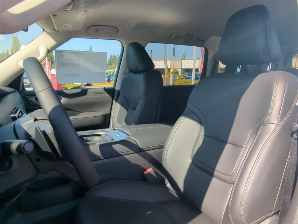 New 2026 Nissan Armada SV image 18