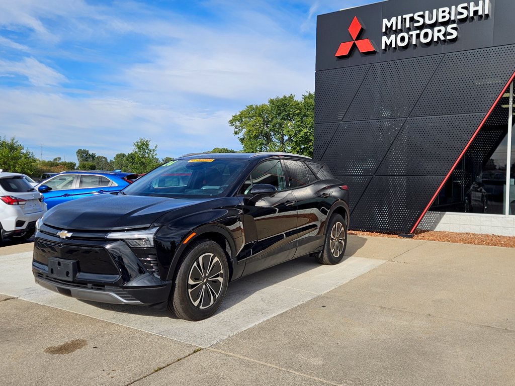 Used 2024 Chevrolet Blazer EV LT AWD/4WD image 61