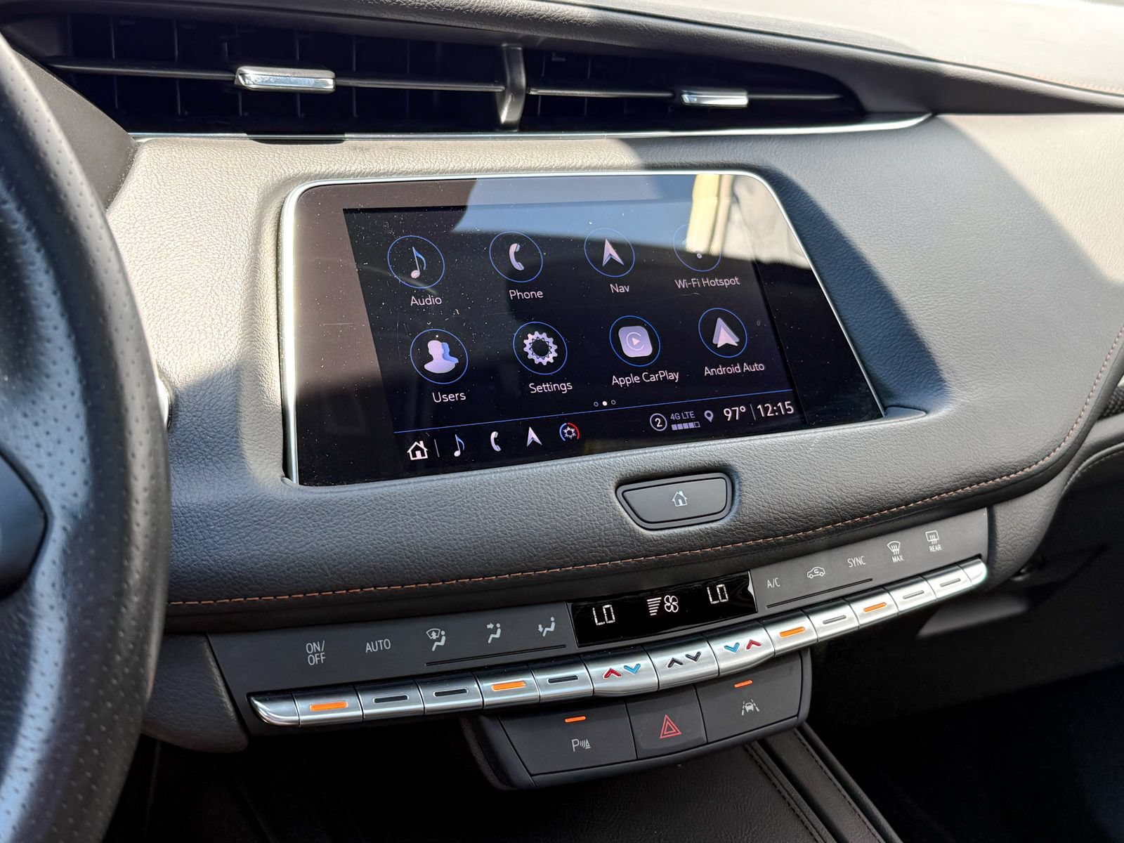 Used 2023 Cadillac XT4 Sport w/ Driver Assist Package AWD/4WD image 18