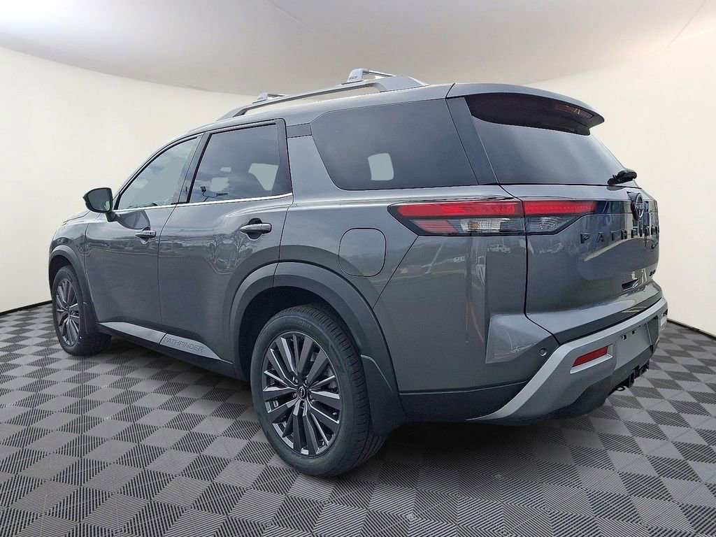 Used 2023 Nissan Pathfinder SL w/ SL Premium Package image 7