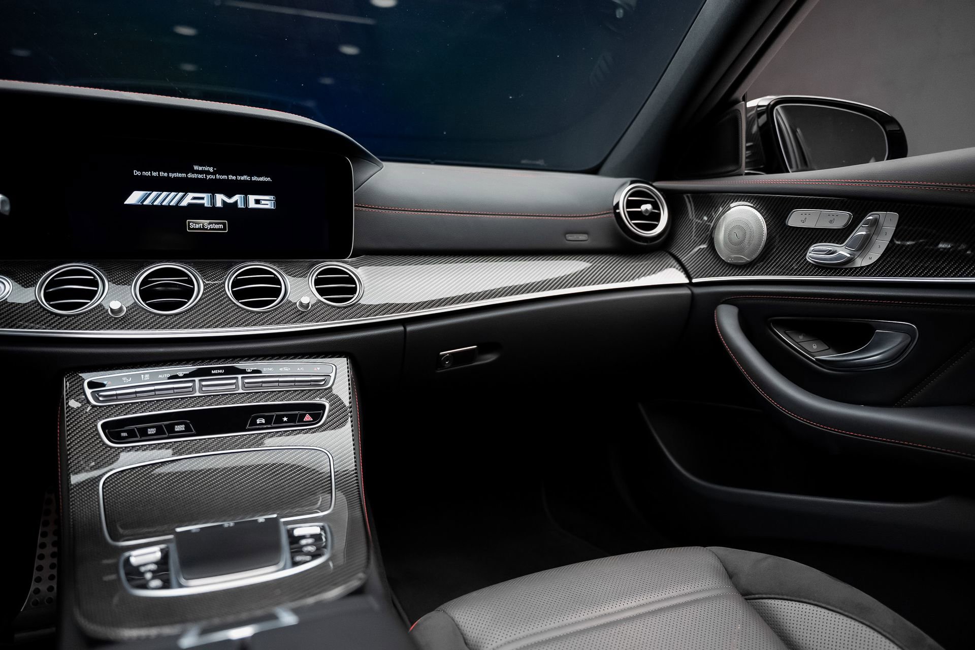 Used 2022 Mercedes-Benz E 53 AMG 4MATIC Sedan image 44