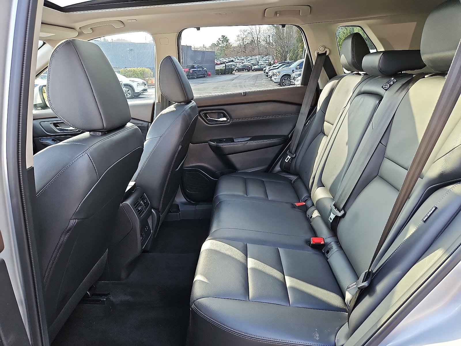 Certified 2023 Nissan Rogue SL w/ SL Premium Package image 10