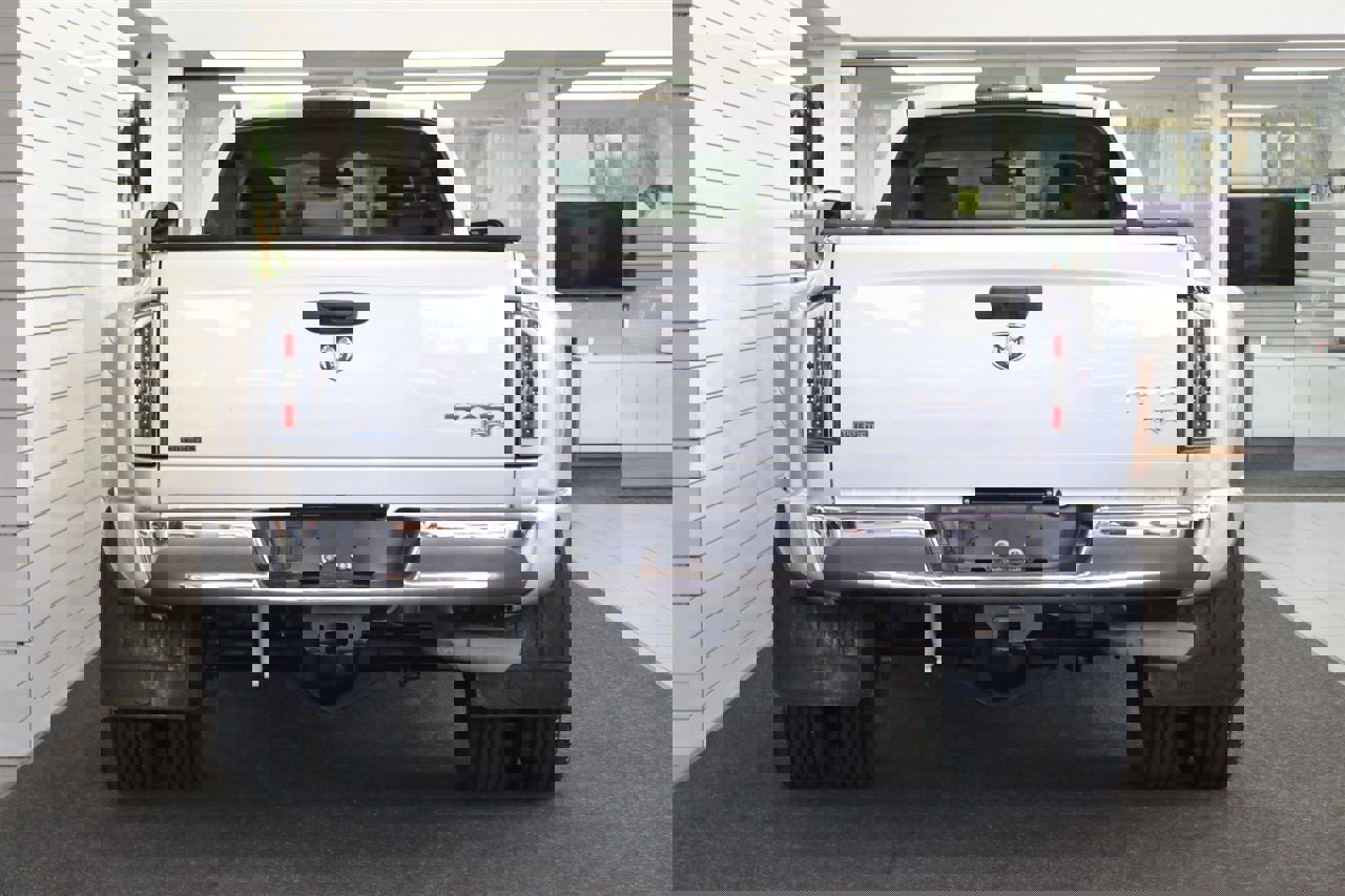 Used 2008 Dodge Ram 3500 Truck Laramie w/ Trailer Tow Group AWD/4WD image 9